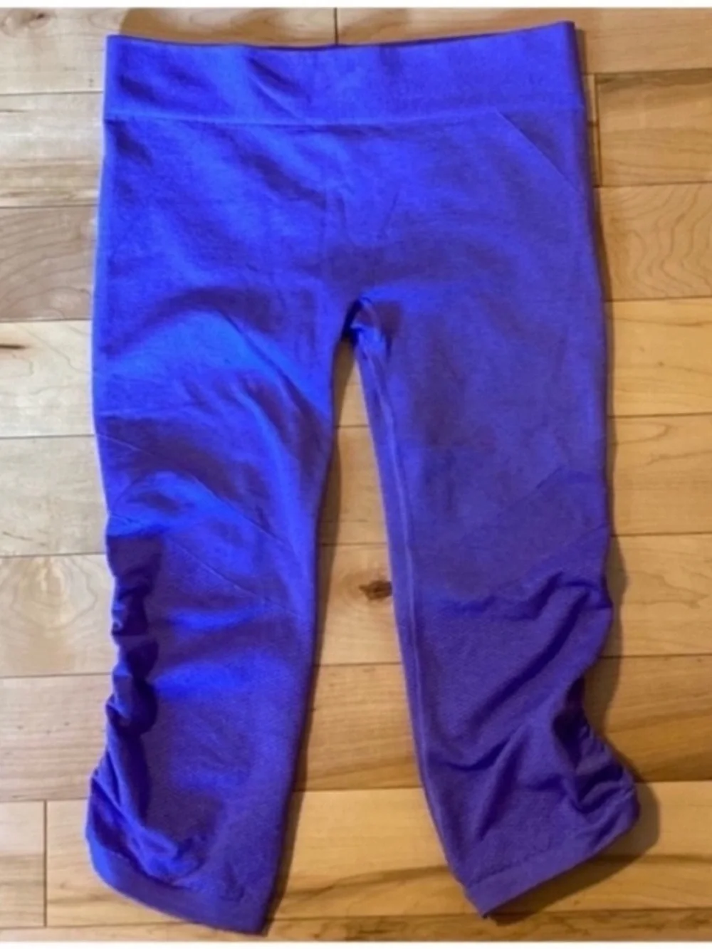 Ivivva by Lululemon purple cropped ruched sides leggings size fourteen